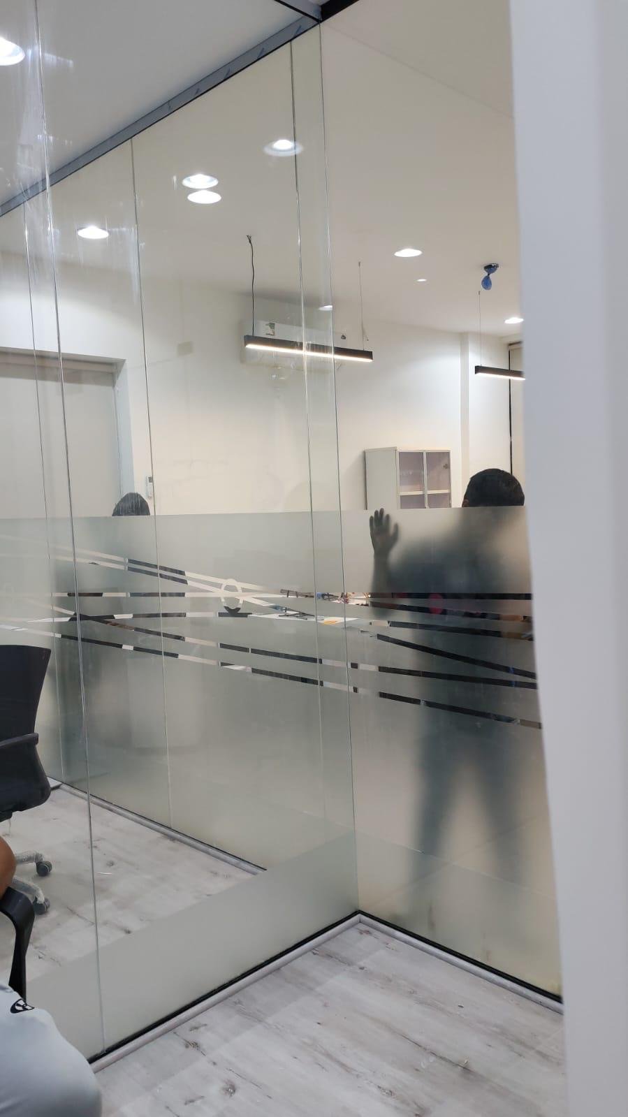 تشطيبات الباركيه والدهانات